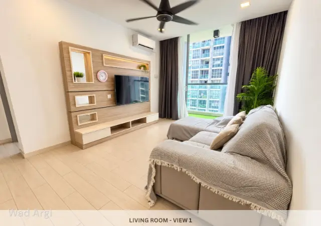 3 Bedrooms Apartment at Lakefront Residence